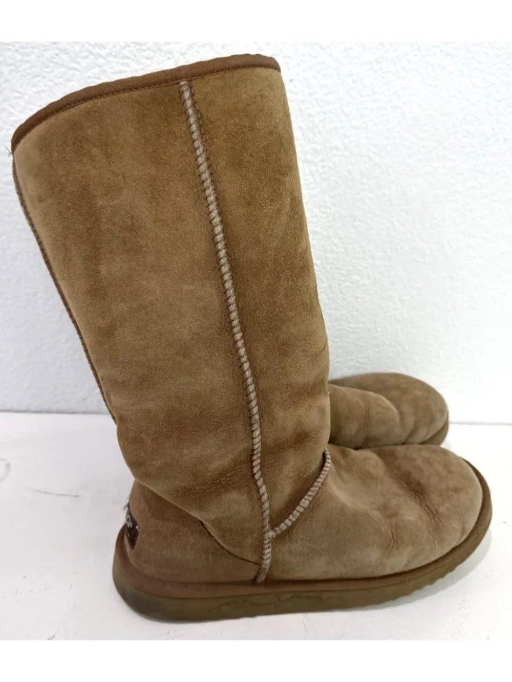 UGG Australia Classic Tall II Boots Chestnut Suede Sheepskin Womens Size US 10